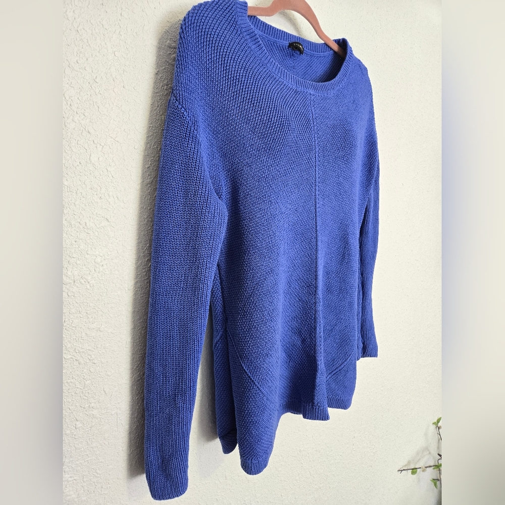 Women's Blue Sweater